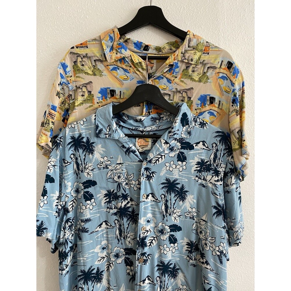 C&C California Men's Hawaiian Style L Shirts Set 2 Wood Buttons Las Vegas H6